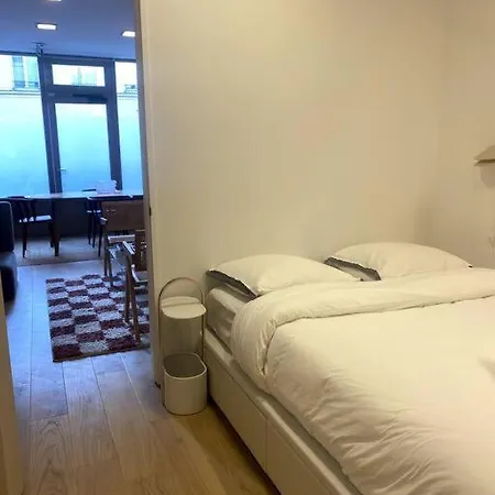Modern Parisian Flat In Montparnasse Area Apartment Paris